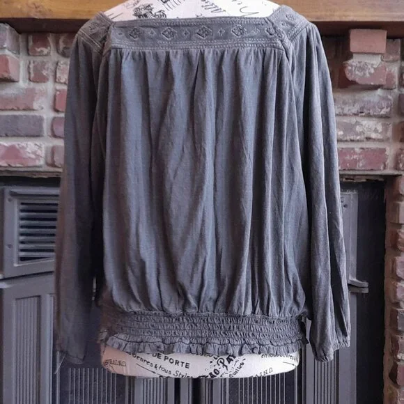 Lucky Brand Women Grey Blouse - Picture 2 of 4